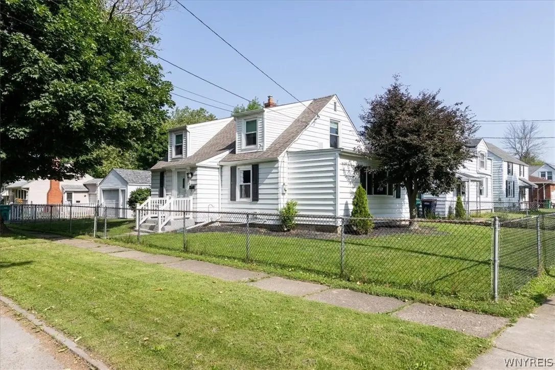 8116 Lindbergh Avenue, Niagara Falls, NY 14304 - #1