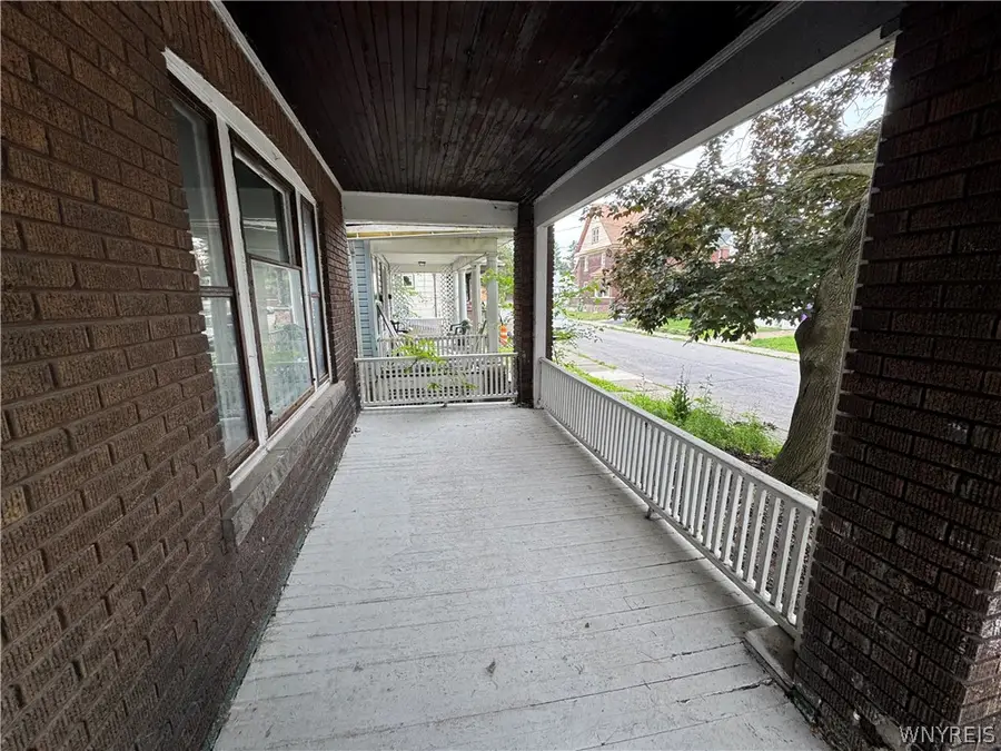 715 Augustus Place, Niagara Falls, NY 14301 - #2