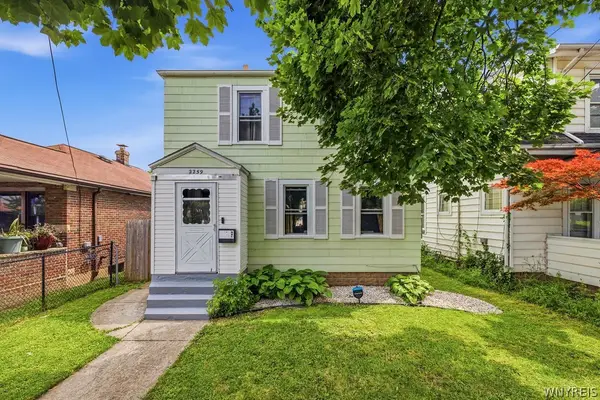 2259 Michigan Ave Avenue, Niagara Falls, NY 14305