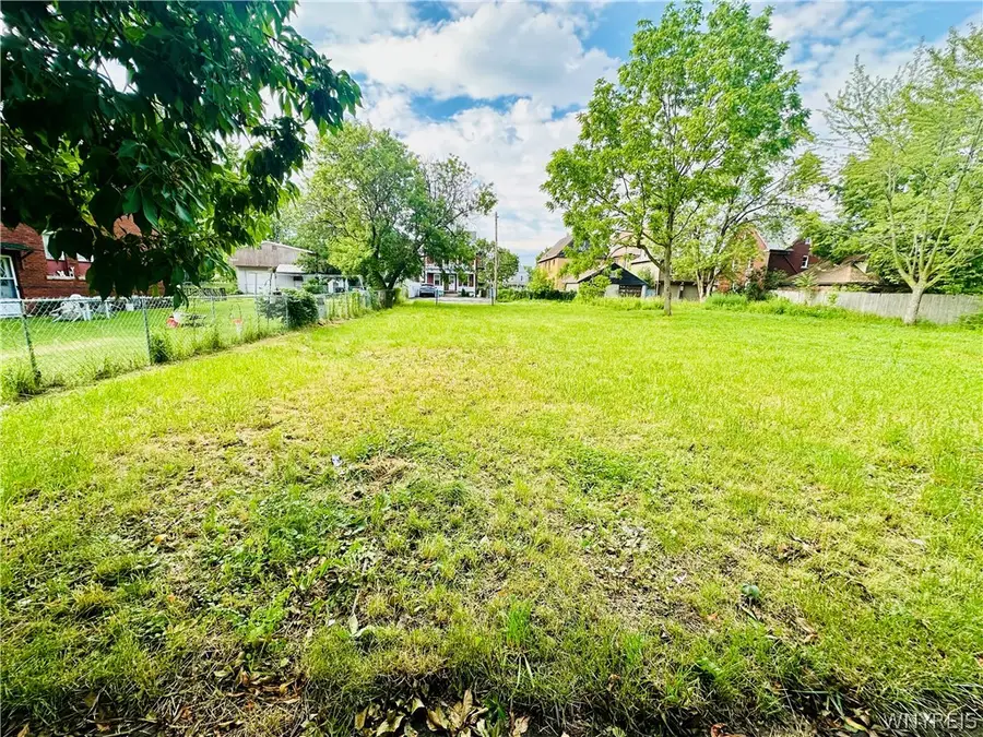 1960 Cudaback Avenue, Niagara Falls, NY 14303 - #2