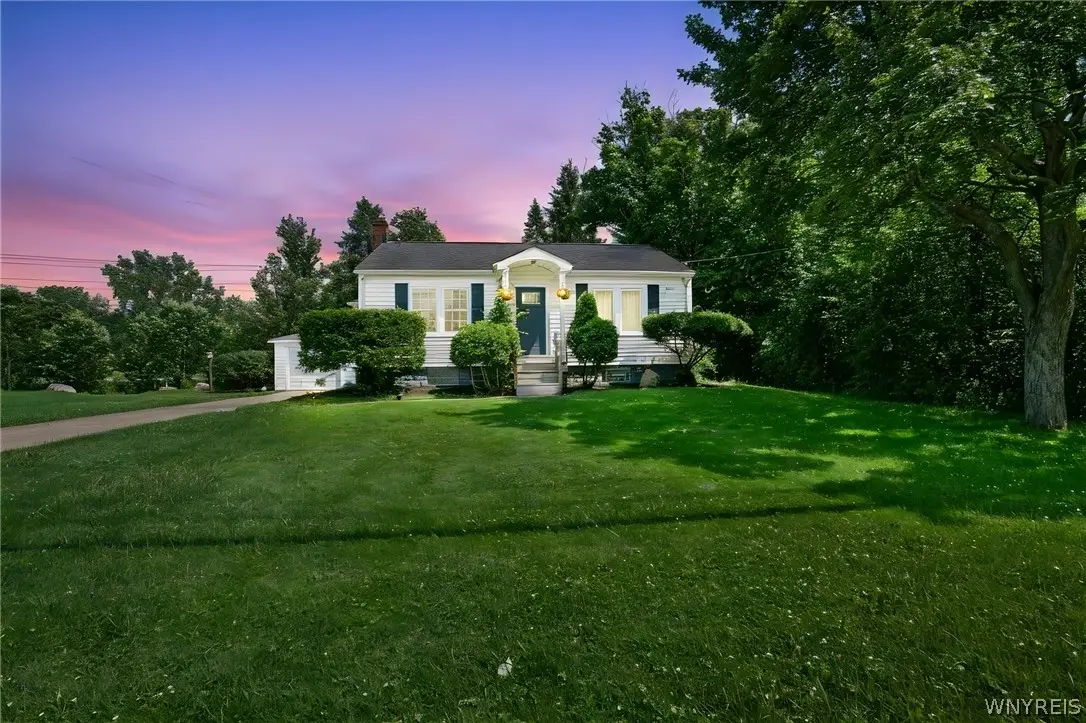 5201 Scranton Road, Hamburg, NY 14075 - #1