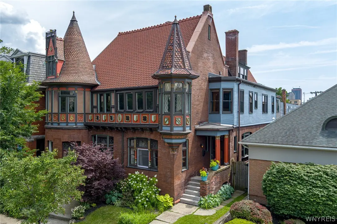 467 Virginia St, Buffalo, NY 14202 - #1