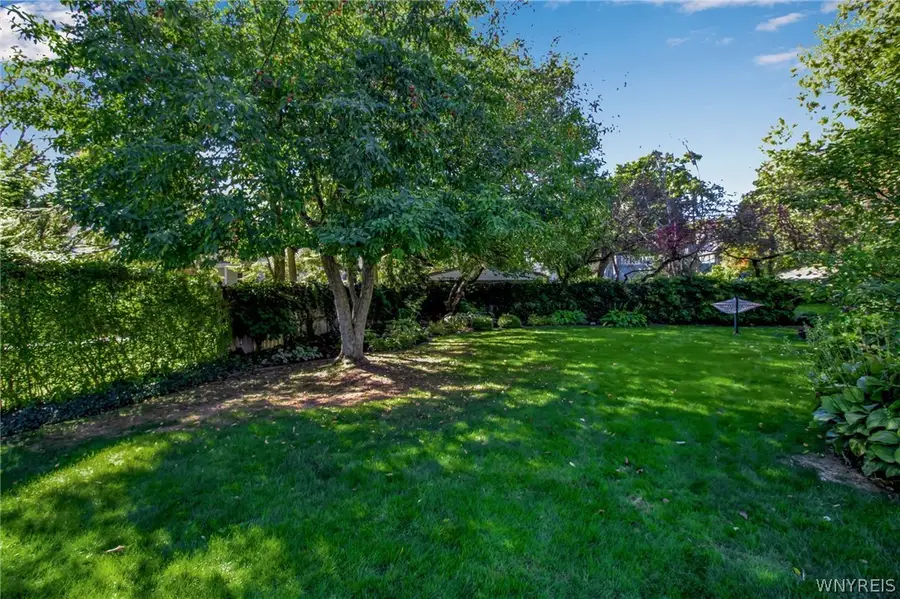 32 Saint Georges, Buffalo, NY 14222 - #3