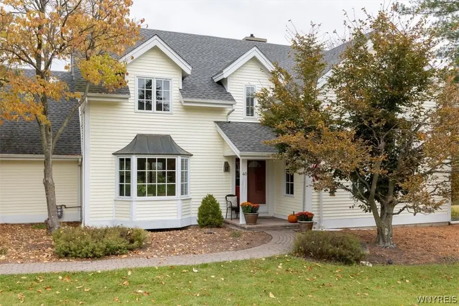 40 West Gate Drive, East Aurora, NY 14052 - #2