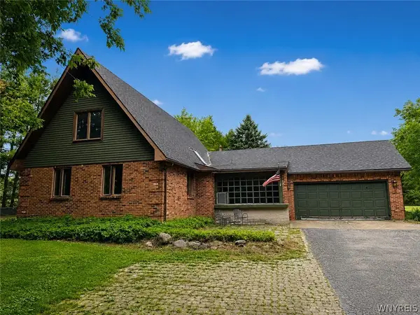 13220 Big Tree Road, East Aurora, NY 14052