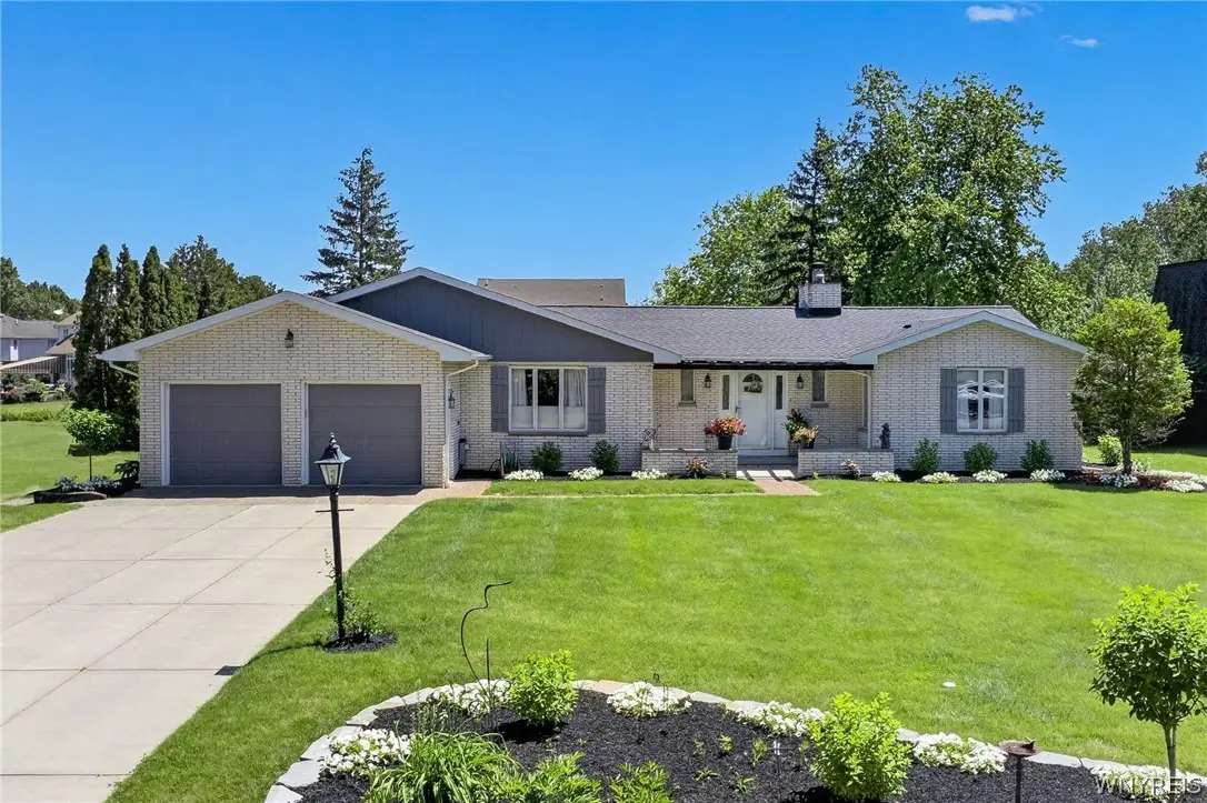 377 Glengrove Street, Youngstown, NY 14174 - #1