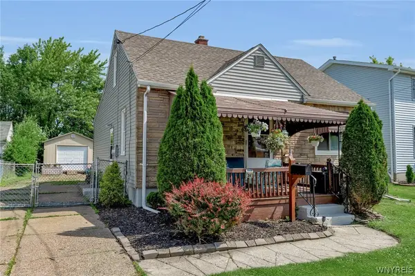 34 Clover Place, Buffalo, NY 14225
