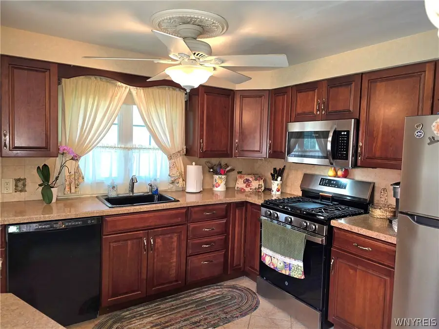 1109 Woodstock Avenue, Tonawanda, NY 14150 - #2