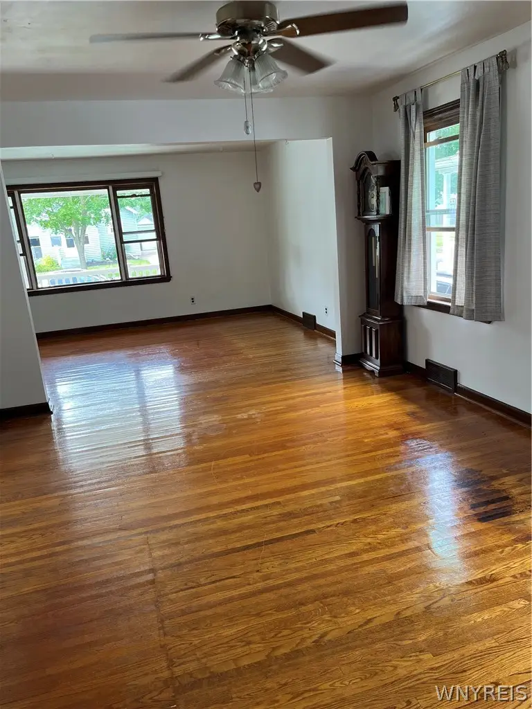 381 Tremont Avenue, Buffalo, NY 14217 - #3