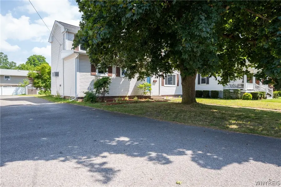 29 State Street, Middleport, NY 14105 - #3