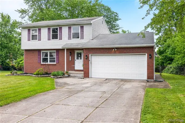 147 N Linden Street, Williamsville, NY 14221