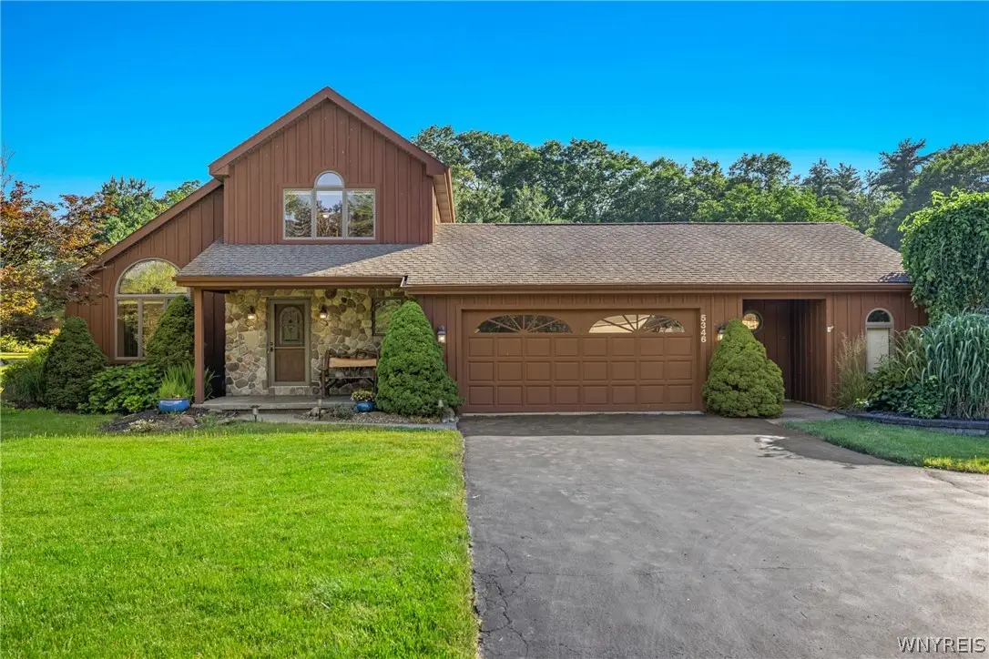 5346 Oakridge Drive, Hamburg, NY 14075 - #1