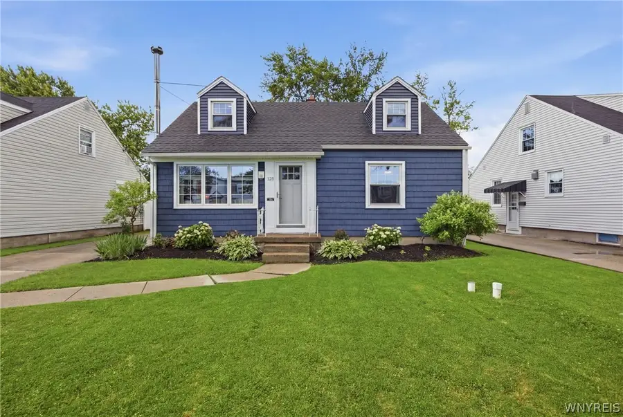 128 Wrexham Court S, Tonawanda, NY 14150 - #2