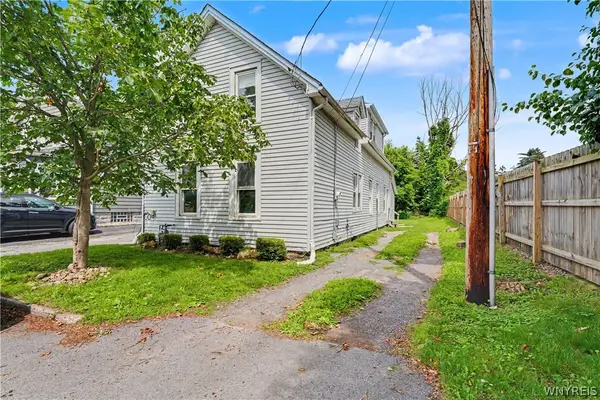36 Temple Place, East Aurora, NY 14052