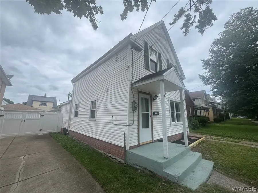 598 Lisbon Avenue, Buffalo, NY 14215 - #2