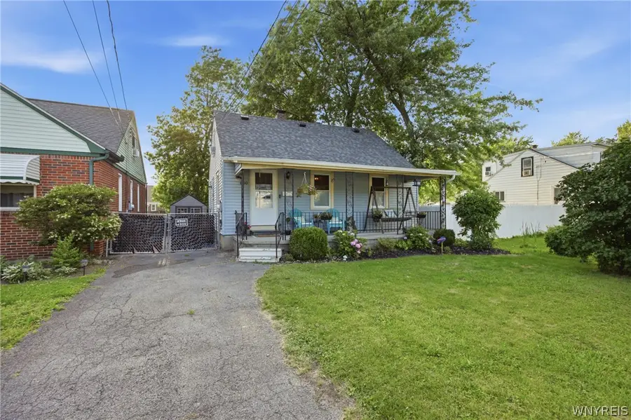 830 Beach Road, Buffalo, NY 14225 - #2