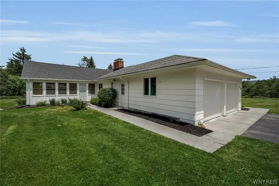 9560 Savage Road, Holland, NY 14080 - #2