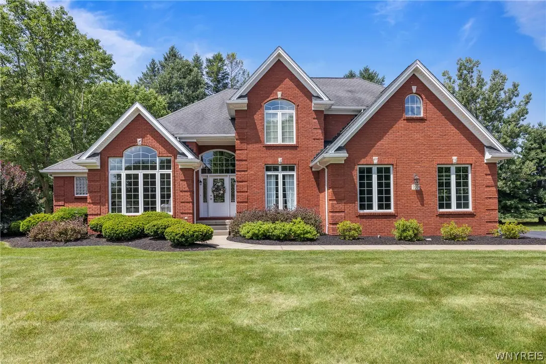 160 Norwood Lane, Orchard Park, NY 14127 - #1