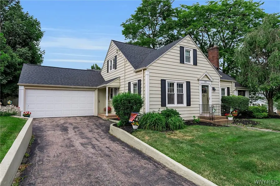 1230 Wyoming Avenue, Niagara Falls, NY 14305 - #2
