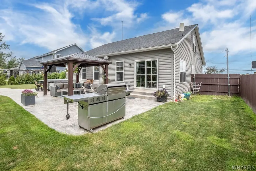828 Whitehaven Road, Grand Island, NY 14072 - #2