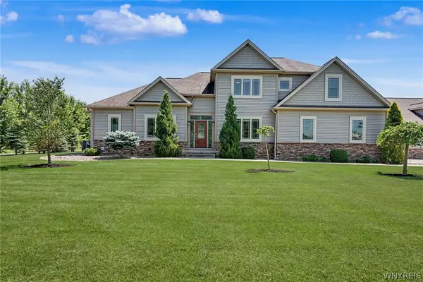 11831 Clarence Center Road, Akron, NY 14001