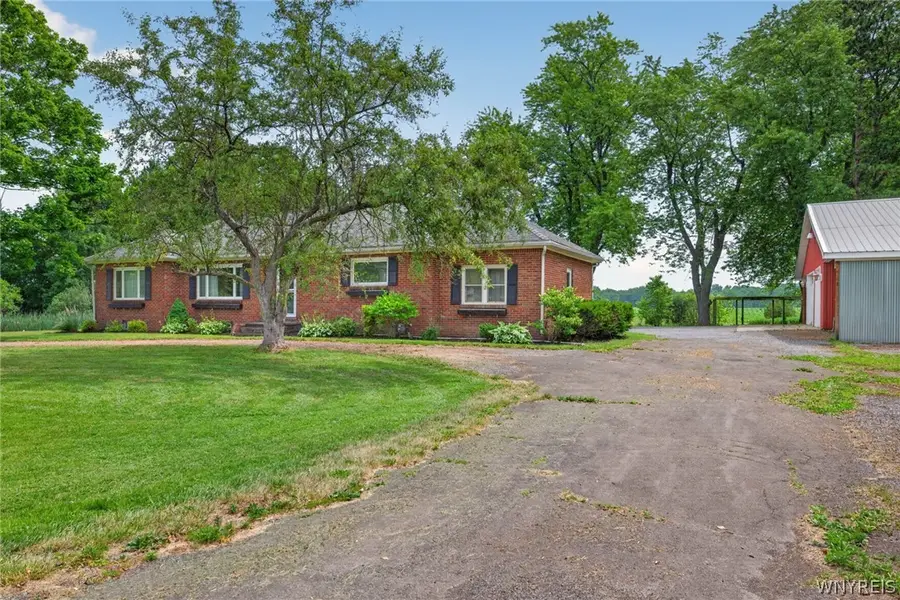 201 Town Line Road, Lancaster, NY 14086 - #2