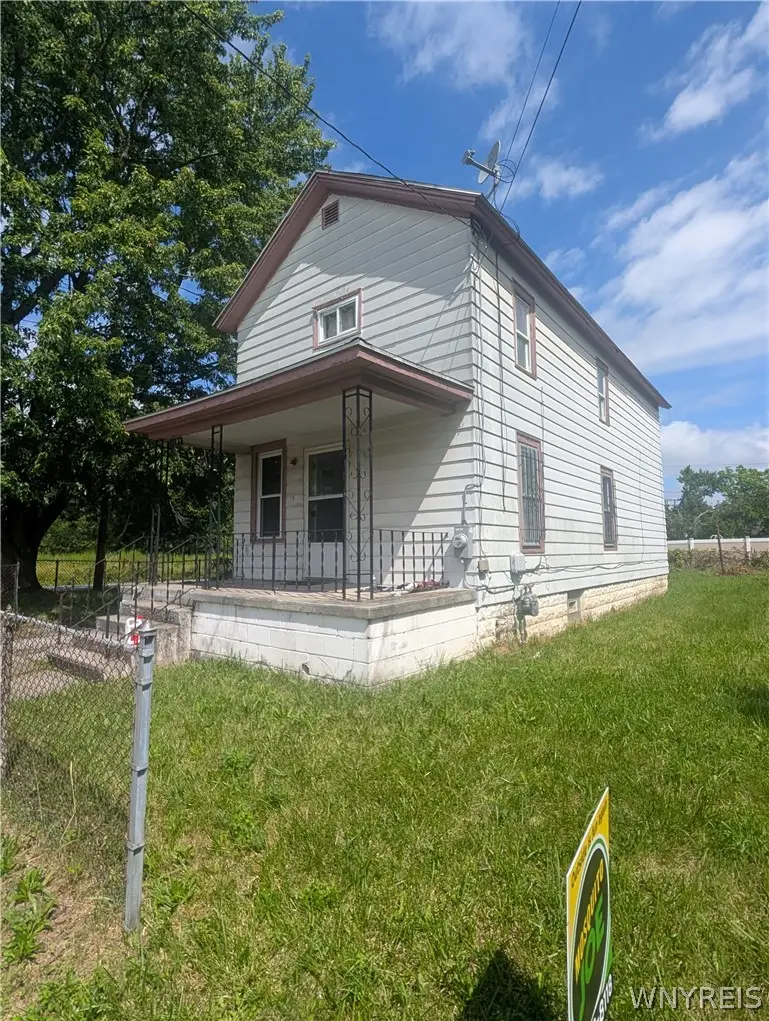 1304 Centre Avenue, Niagara Falls, NY 14305 - #1