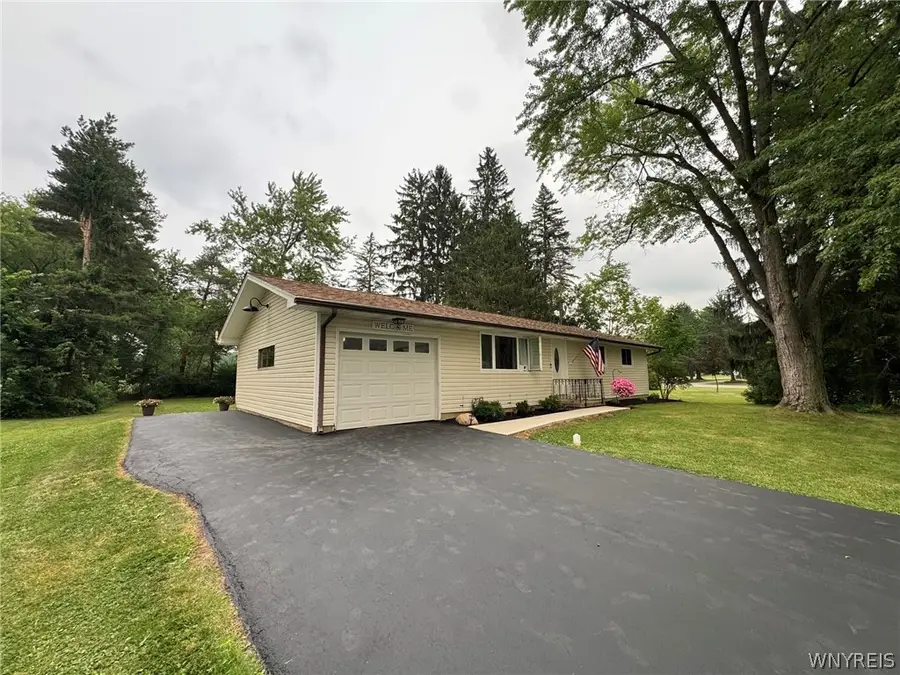 5633 Southside Drive, Hamburg, NY 14075 - #2