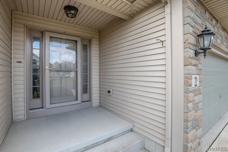 22 Forest Lake Drive, North Tonawanda, NY 14120 - #3