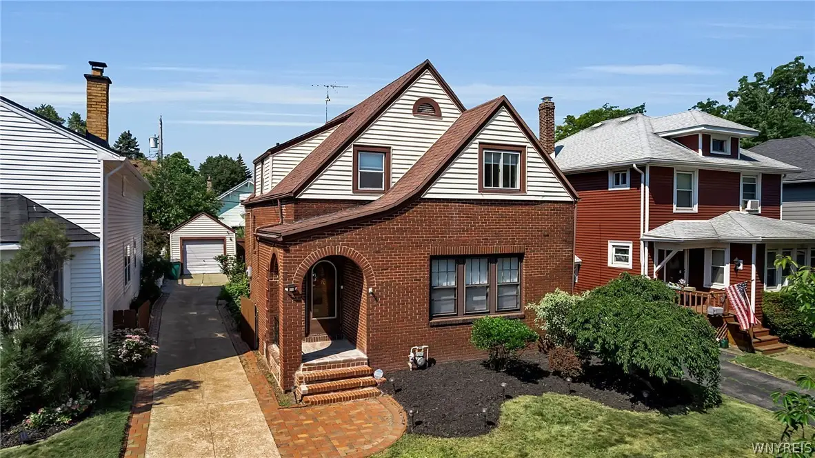 70 Radcliffe Road, Buffalo, NY 14214 - #1