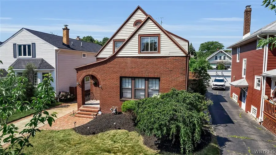 70 Radcliffe Road, Buffalo, NY 14214 - #2