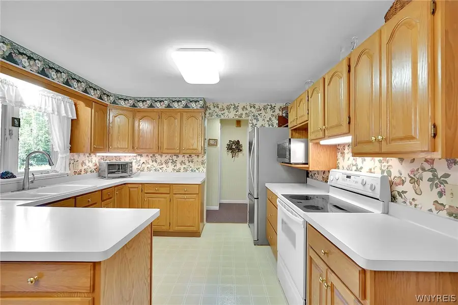 3182 N Gravel Road, Medina, NY 14103 - #3