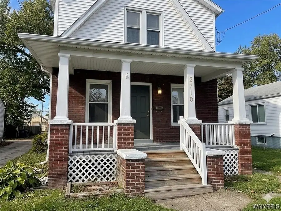 2710 Monroe Avenue, Niagara Falls, NY 14303 - #2