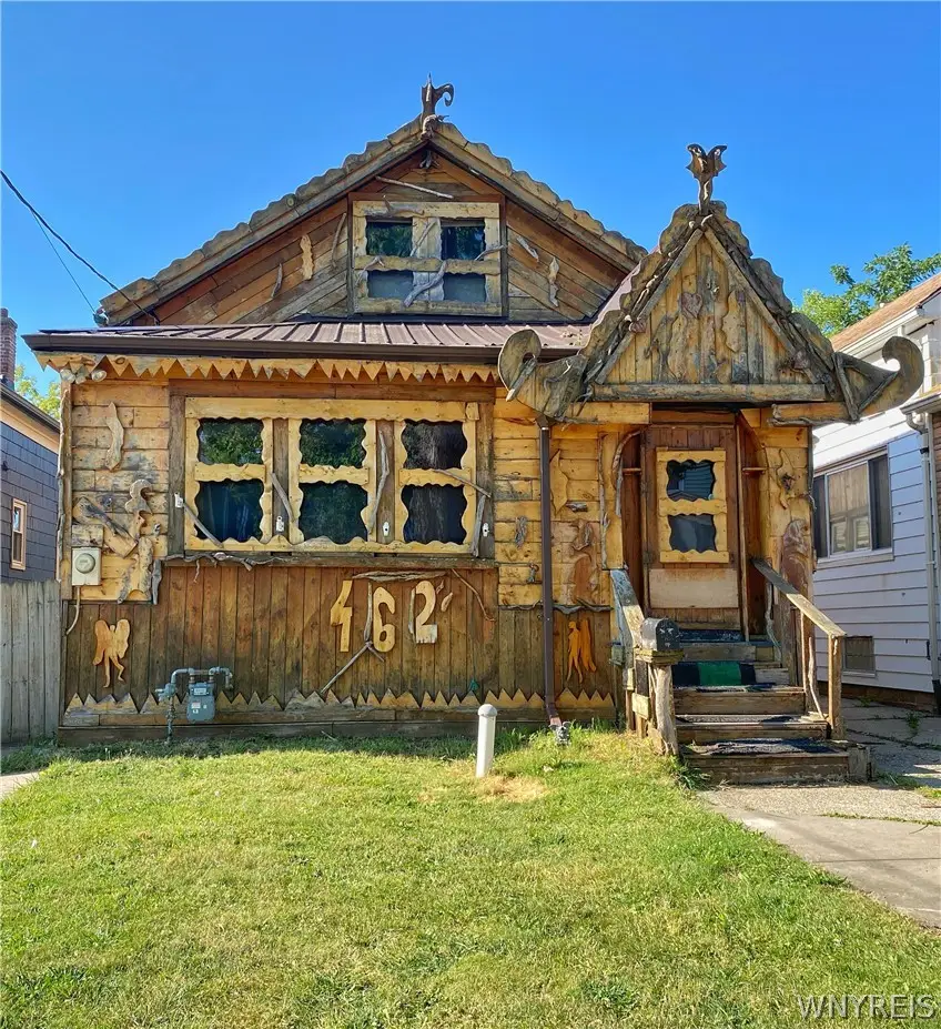 462 Hewitt Avenue, Buffalo, NY 14215 - #1