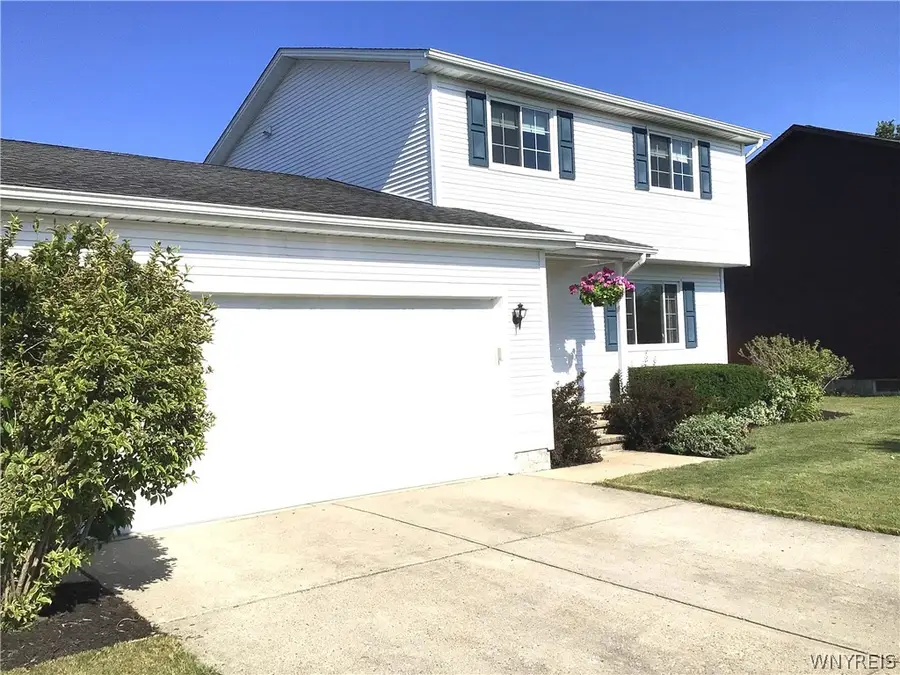 6377 Mayflower Lane, Lake View, NY 14085 - #3