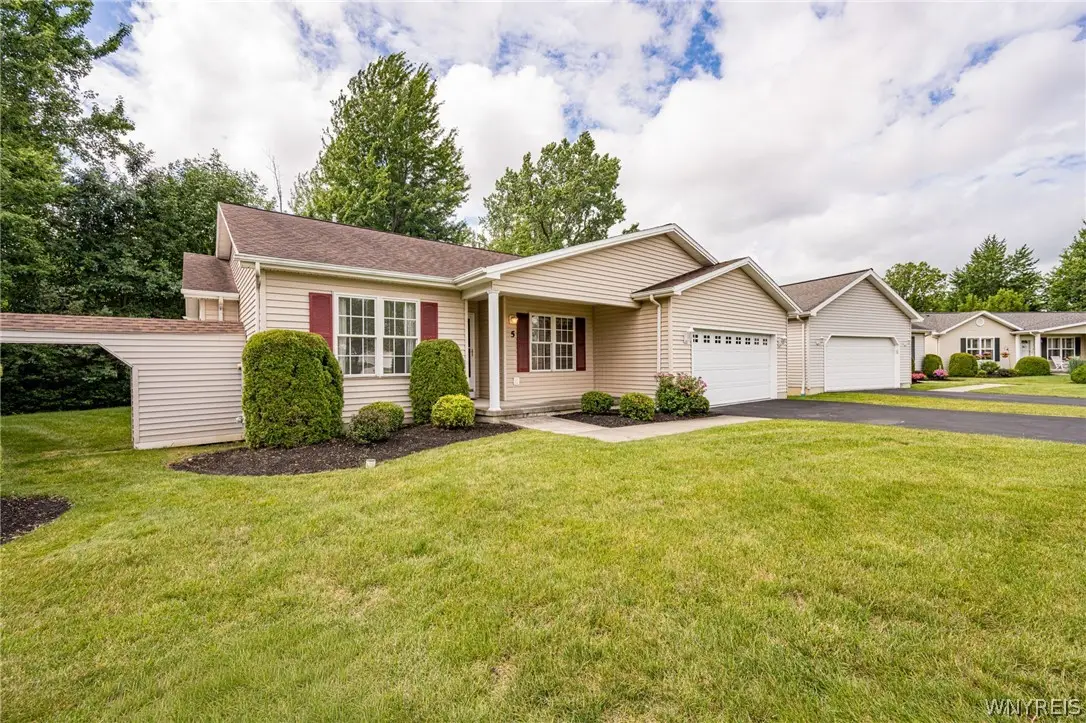 5 Alexander Parkway, North Tonawanda, NY 14120 - #1