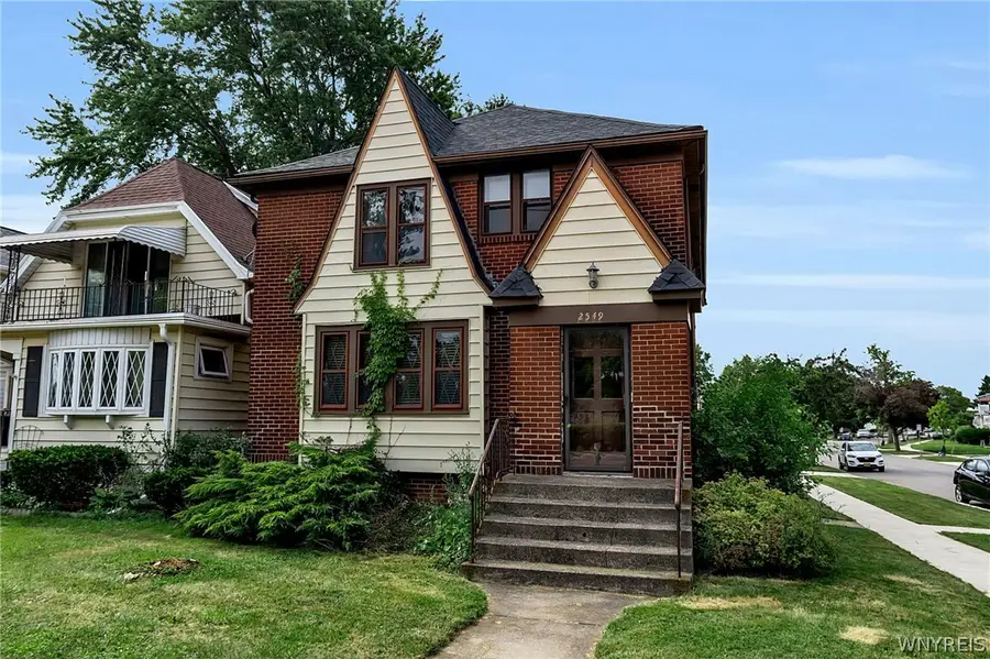 2549 Genesee Street, Buffalo, NY 14225 - #3