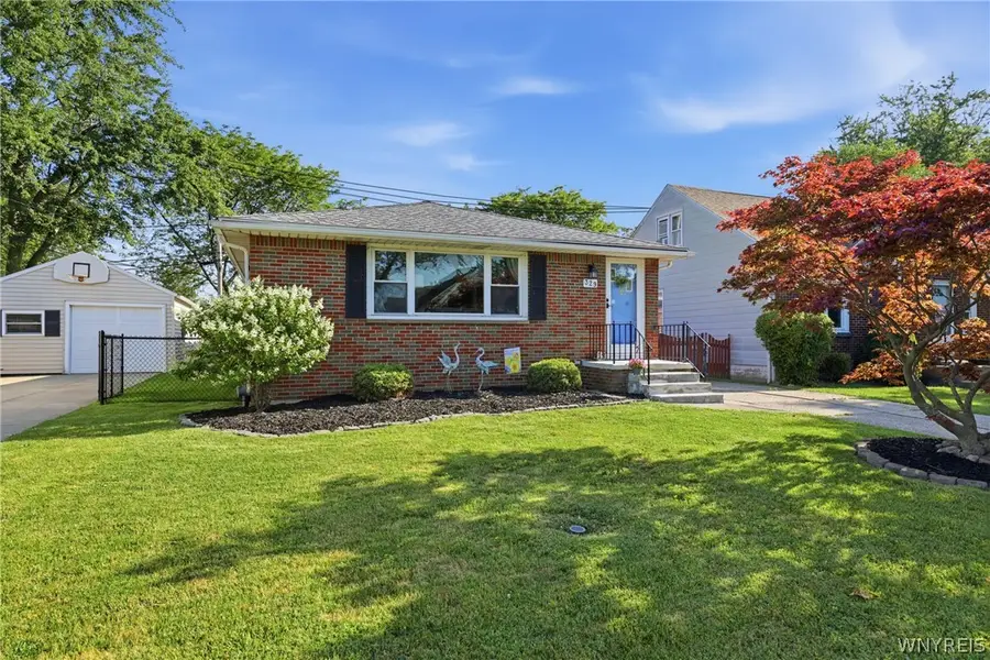 329 Lamont Drive, Buffalo, NY 14226 - #2