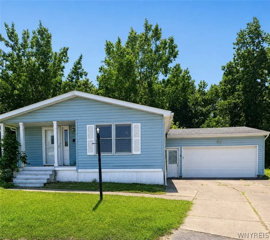 5 White Water Court, Hamburg, NY 14075 - #1