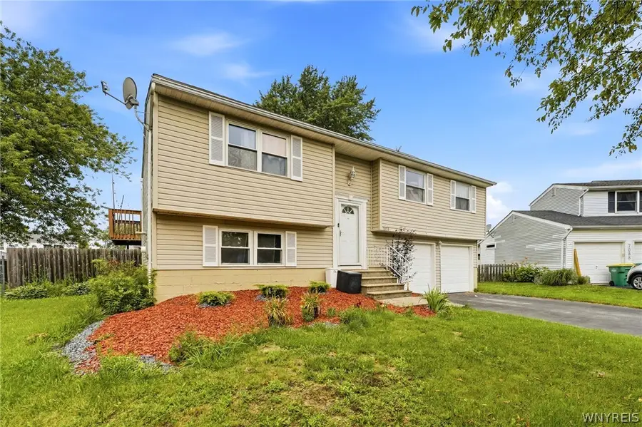 7090 Academy Lane, Lockport, NY 14094 - #2