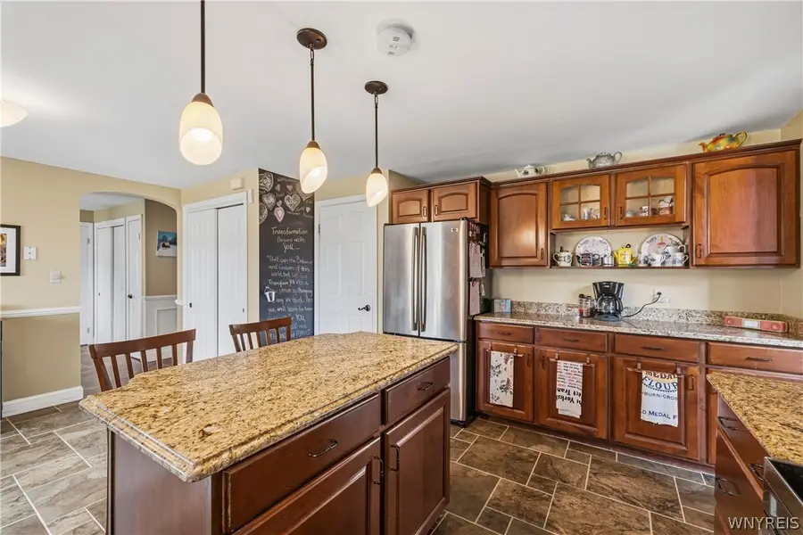 951 Foxcroft Rd, Grand Island, NY 14072 - #3