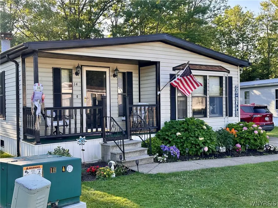 14 Brookridge Drive, Hamburg, NY 14075 - #2