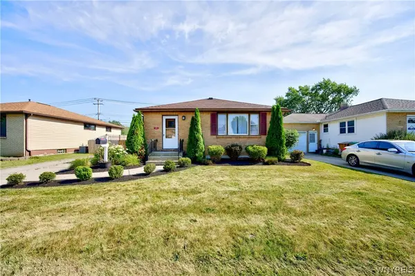 305 Lydia Lane, Buffalo, NY 14225