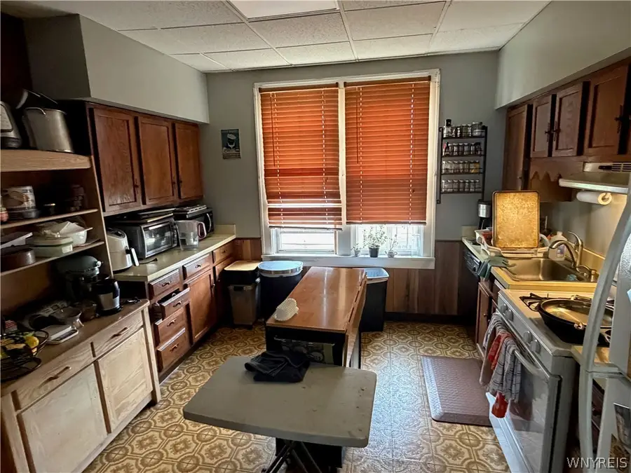 35 Bellwood Avenue, Buffalo, NY 14224 - #3