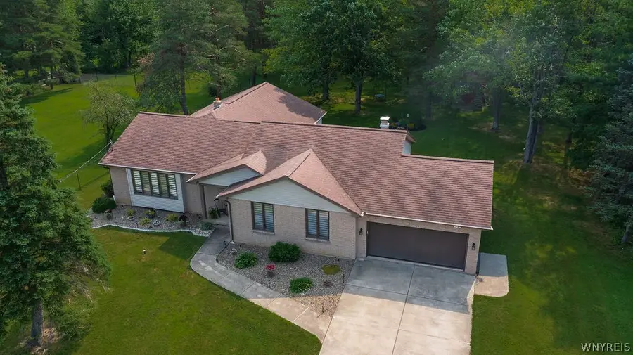 4627 Mckinley Parkway, Hamburg, NY 14075 - #3
