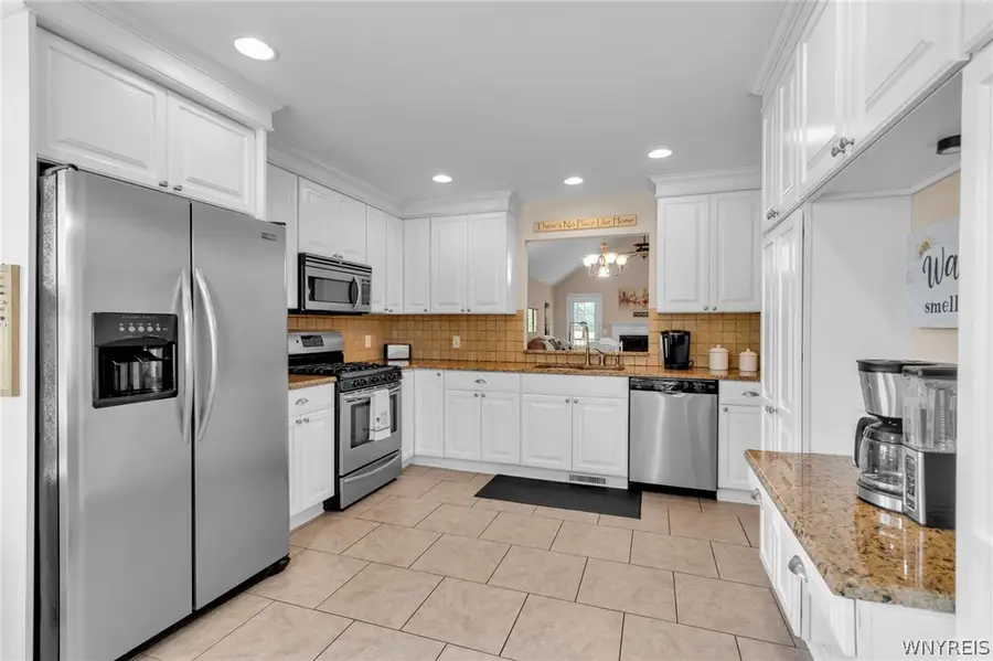 228 Lake Avenue, Lancaster, NY 14086 - #3
