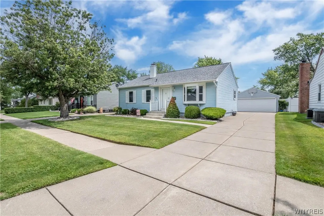33 Westbourne Drive, Tonawanda, NY 14150 - #1
