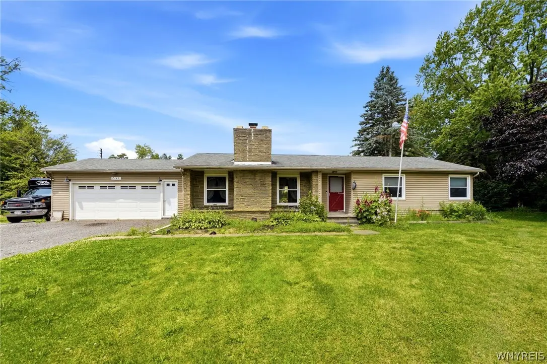 7142 Taylor Road, Hamburg, NY 14075 - #1