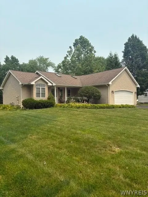 2479 Parker Road, Ransomville, NY 14131