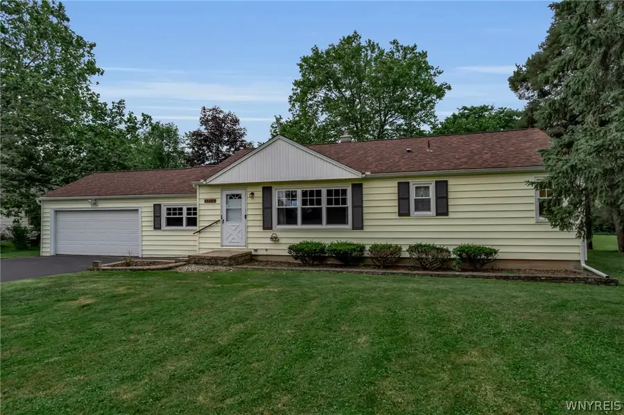 4906 Meyer Road, North Tonawanda, NY 14120 - #3